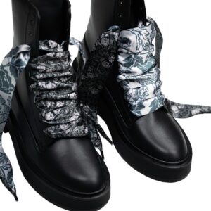 Cordones Planos Estampados Raso Flores Negras